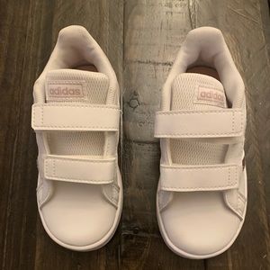 Toddler girl Adidas shoes sz. 8